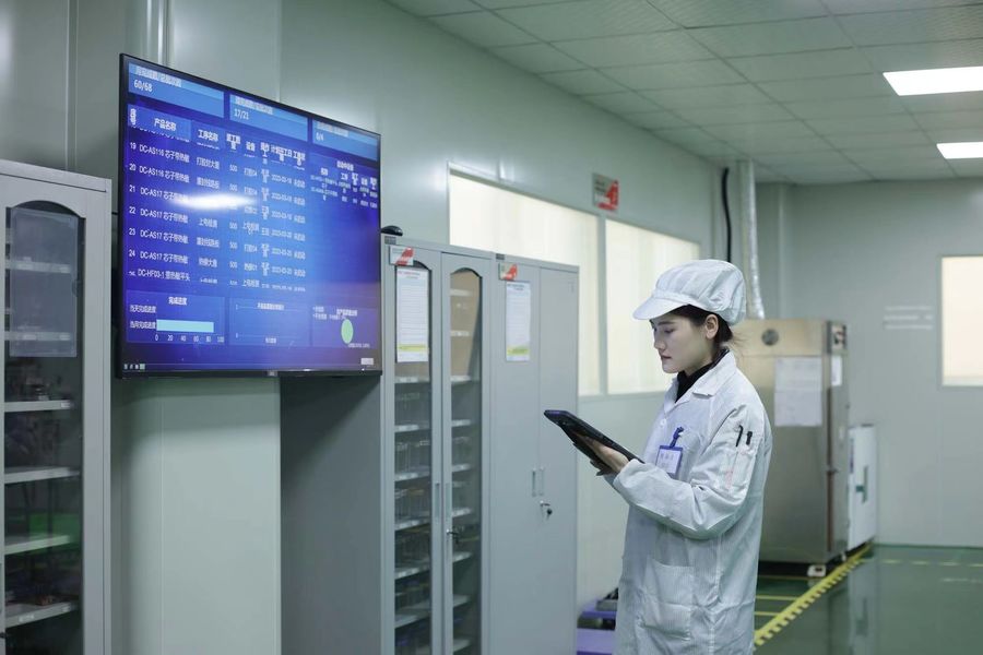 Chengdu Xinlong Zhishi Auto Parts Co., Ltd. üreticinin üretim hattı